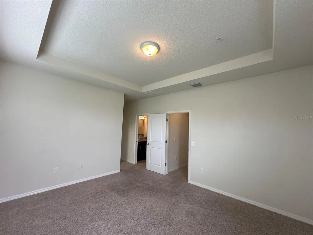 527 PIAZZA POINT Oviedo, FL 32765