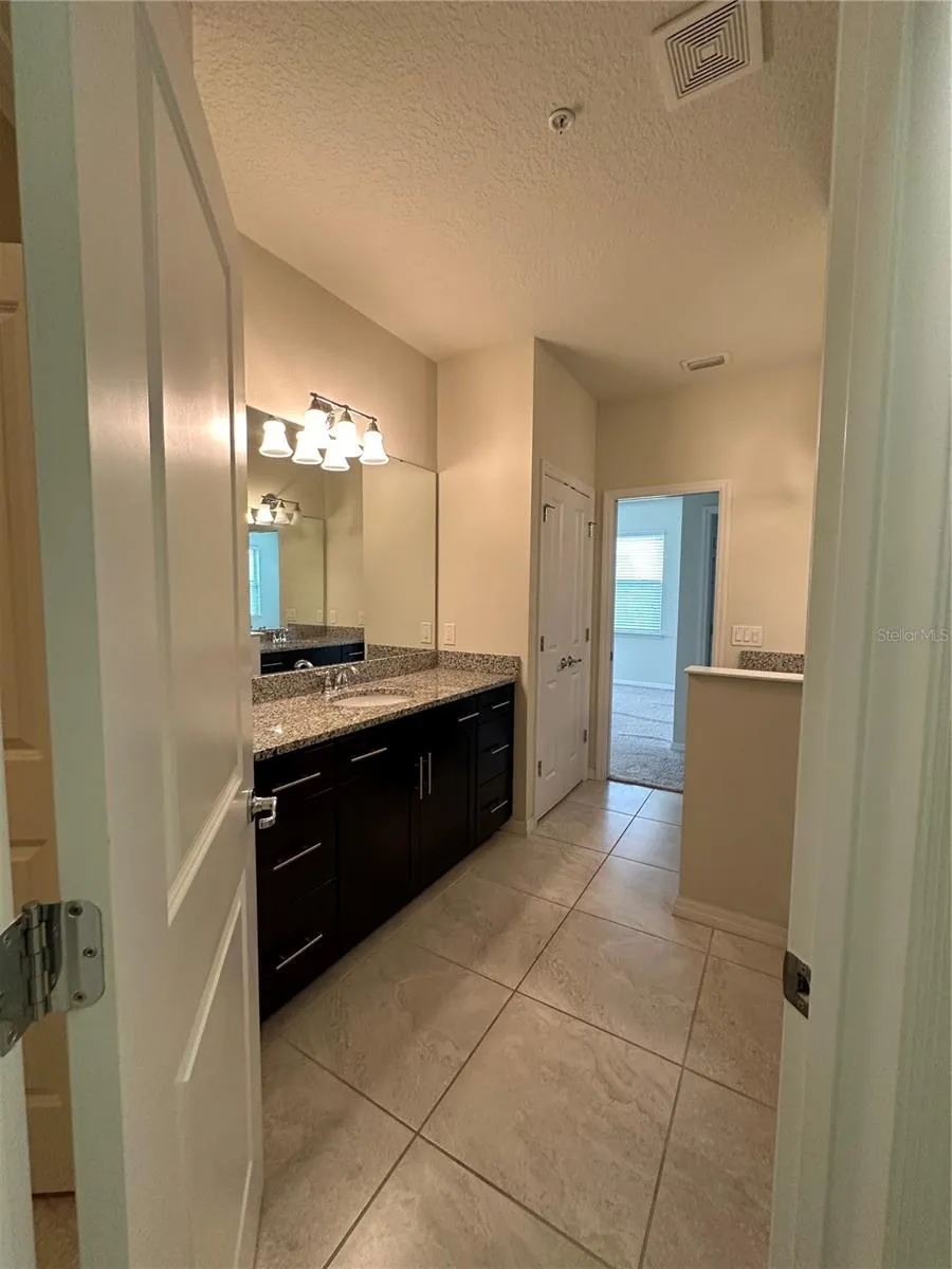 527 PIAZZA POINT Oviedo, FL 32765