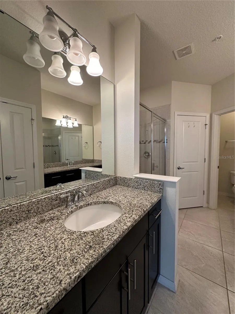 527 PIAZZA POINT Oviedo, FL 32765