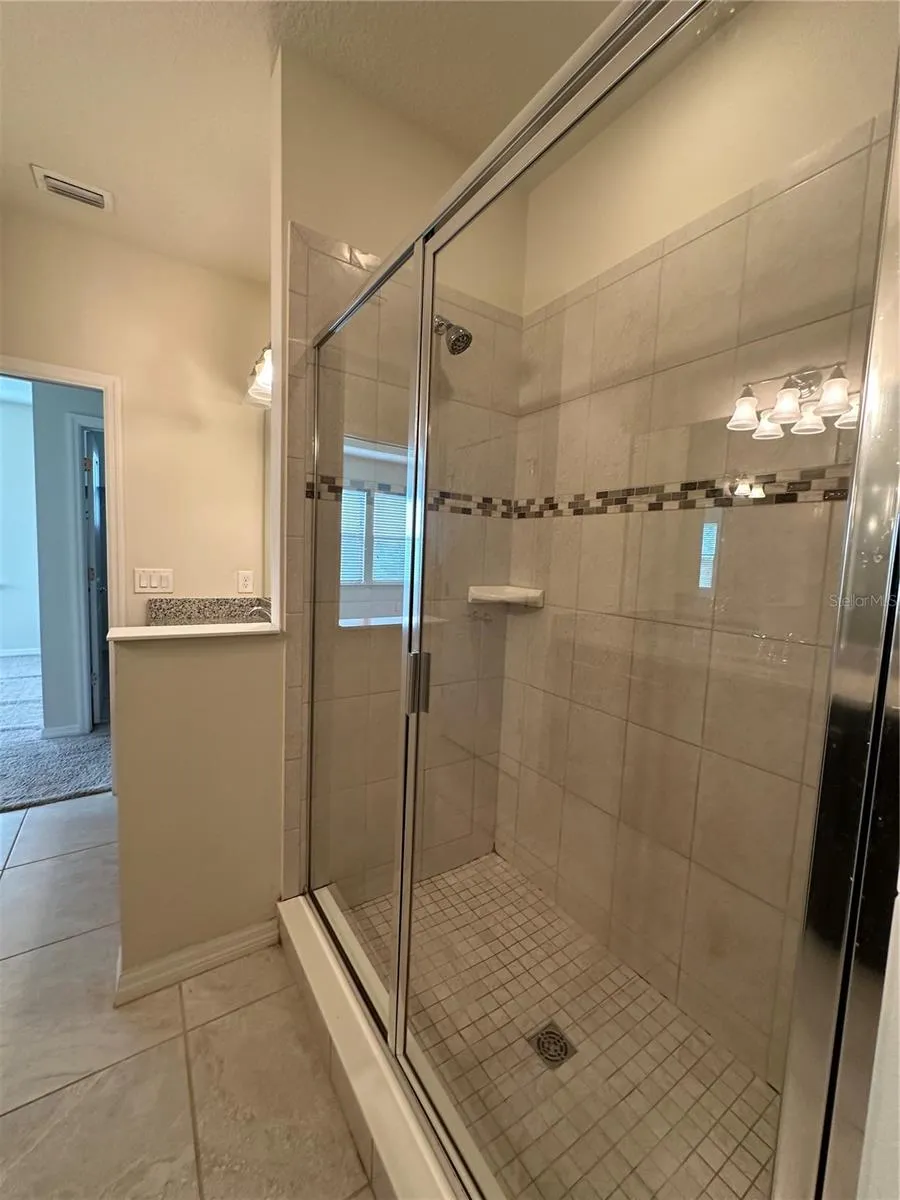 527 PIAZZA POINT Oviedo, FL 32765