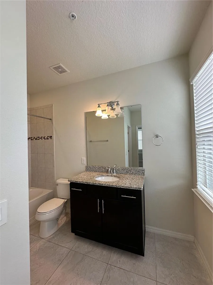 527 PIAZZA POINT Oviedo, FL 32765