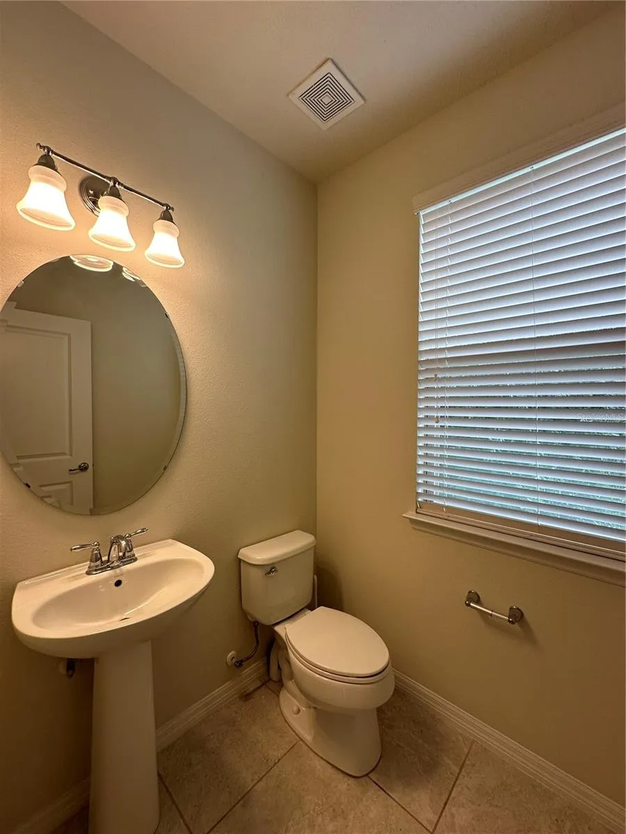 527 PIAZZA POINT Oviedo, FL 32765
