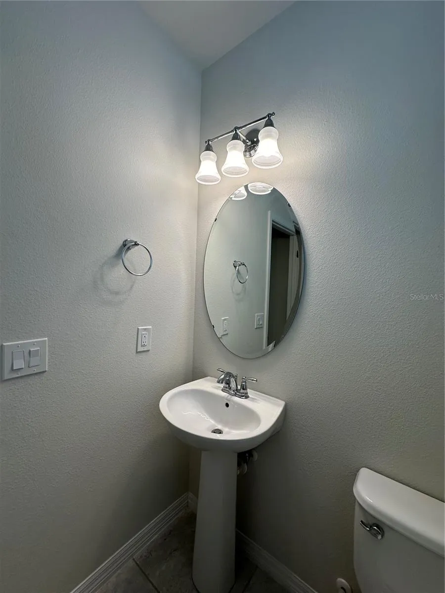 527 PIAZZA POINT Oviedo, FL 32765