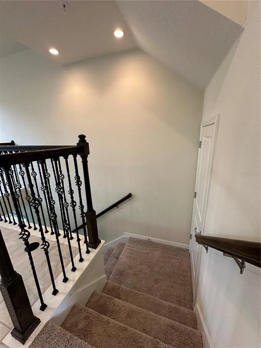527 PIAZZA POINT Oviedo, FL 32765