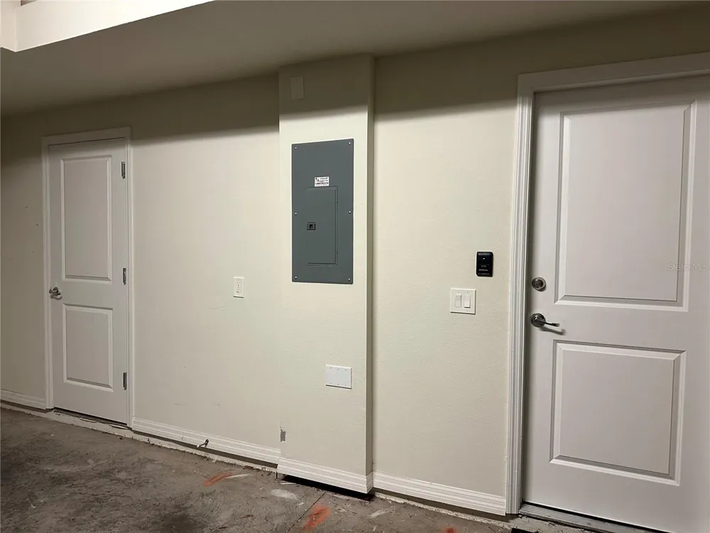 527 PIAZZA POINT Oviedo, FL 32765