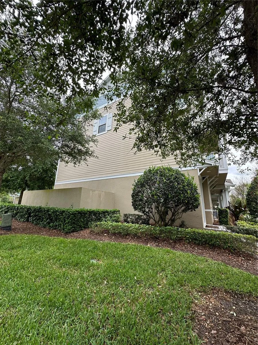 527 PIAZZA POINT Oviedo, FL 32765