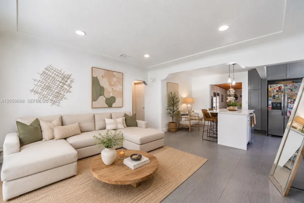 2260 SW 5th St Miami, FL 33135