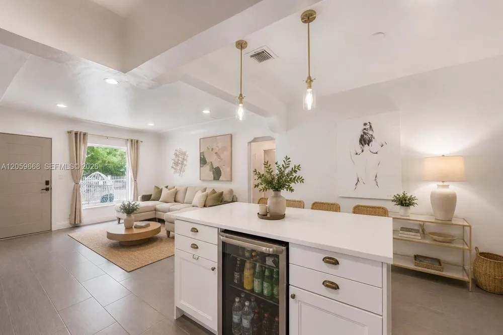 2260 SW 5th St Miami, FL 33135