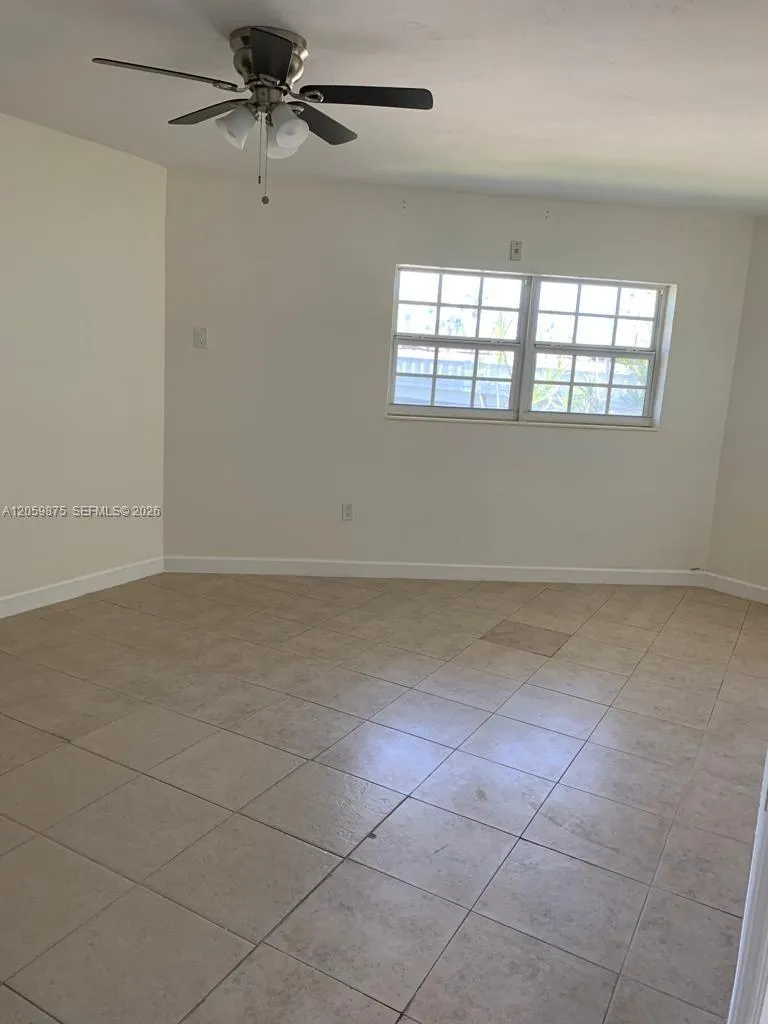 1471 NE 170th St #123A North Miami Beach, FL 33162