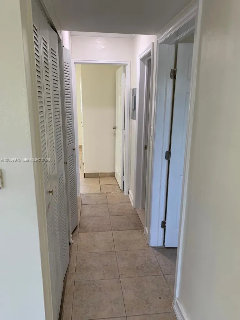 1471 NE 170th St #123A North Miami Beach, FL 33162