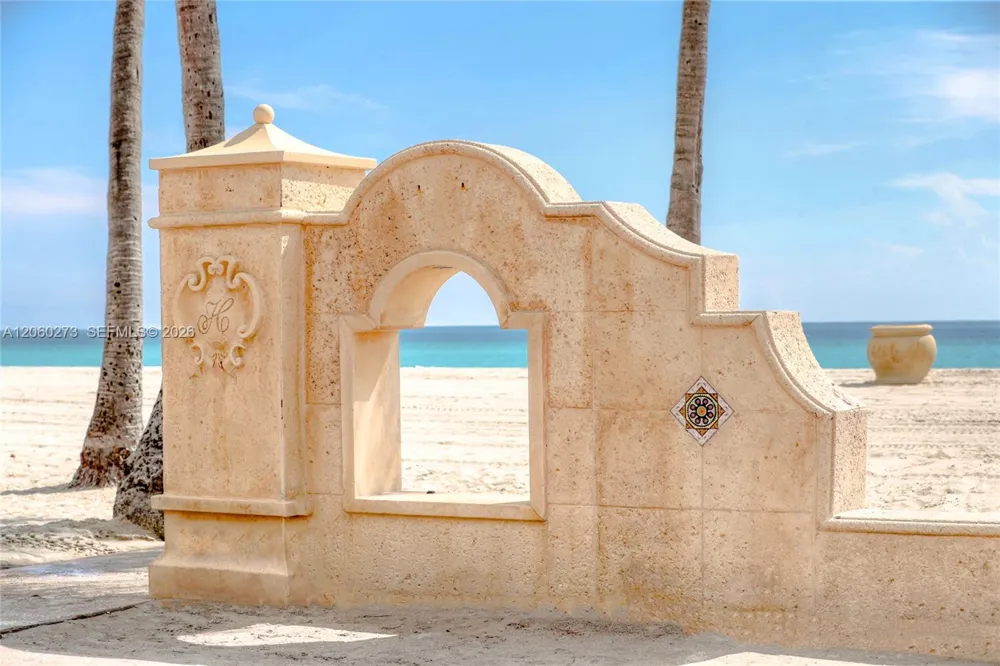 777 Ocean Dr #N522 Hollywood, FL 33019