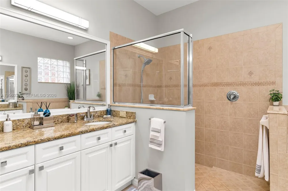 14610 Laguna Dr. Fort Myers, FL 33908