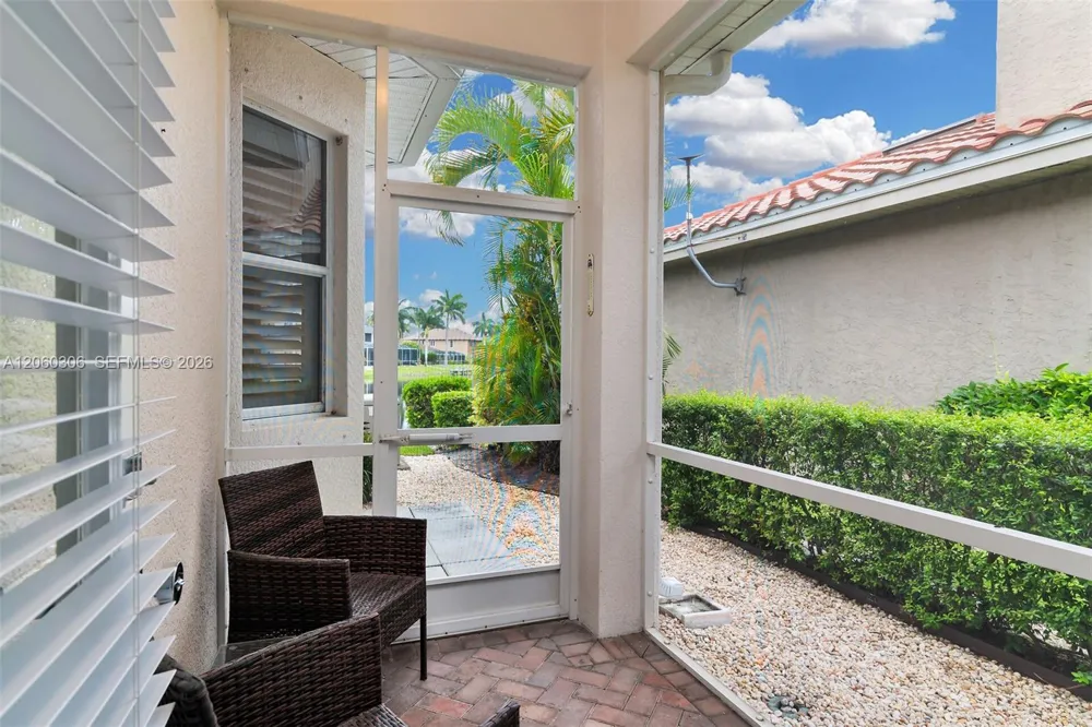 14610 Laguna Dr. Fort Myers, FL 33908