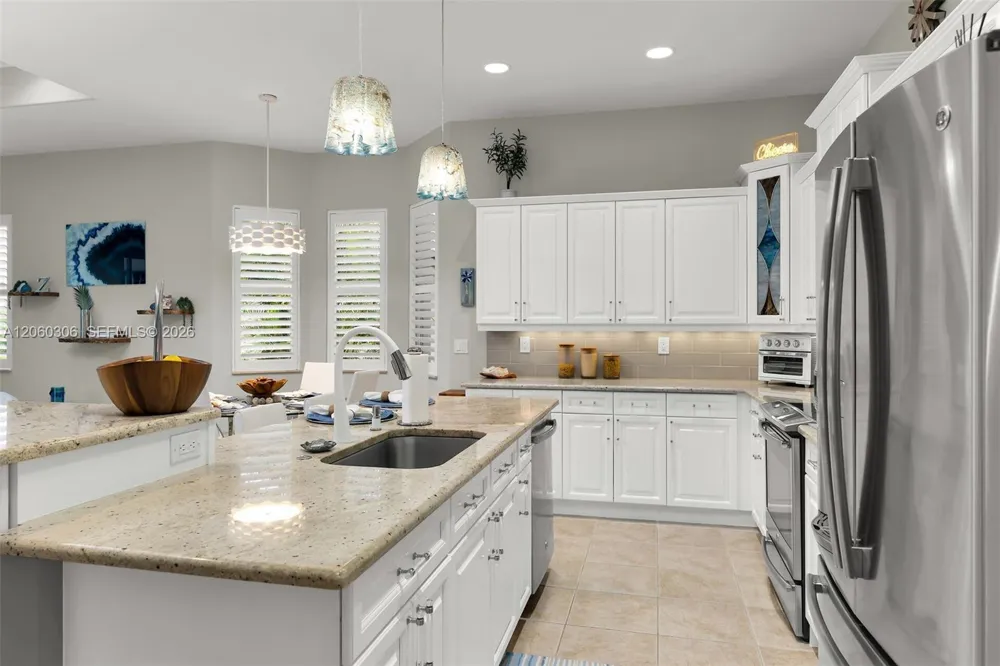 14610 Laguna Dr. Fort Myers, FL 33908