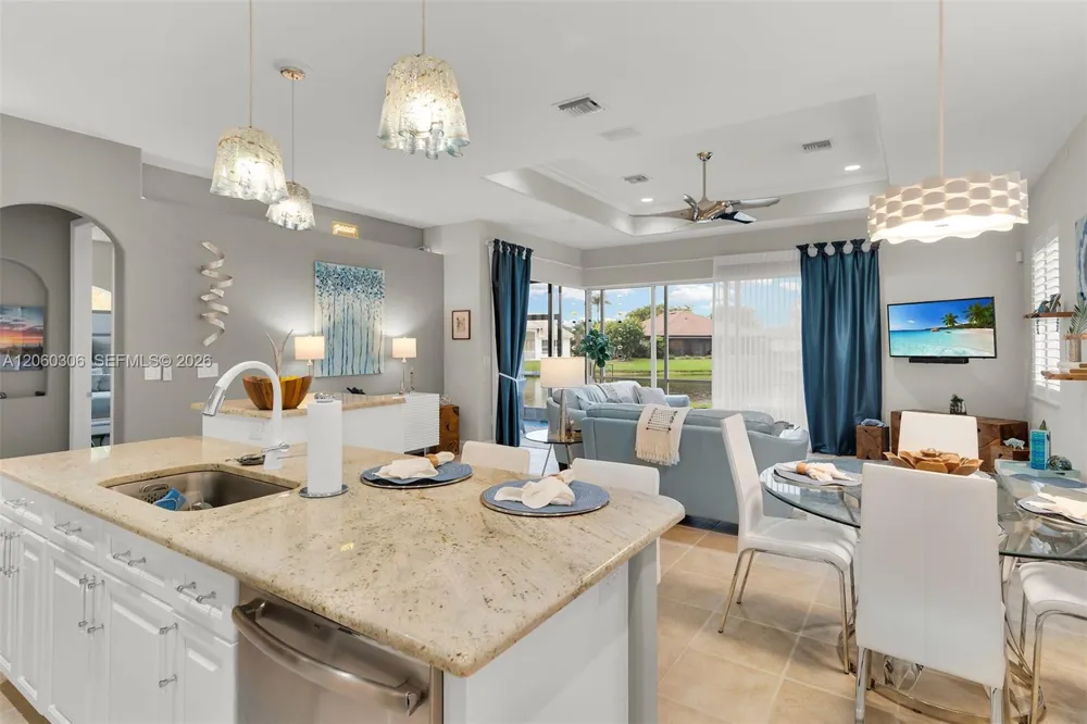 14610 Laguna Dr. Fort Myers, FL 33908
