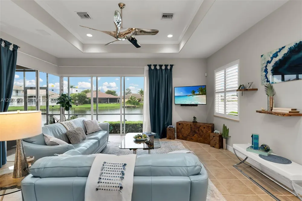14610 Laguna Dr. Fort Myers, FL 33908