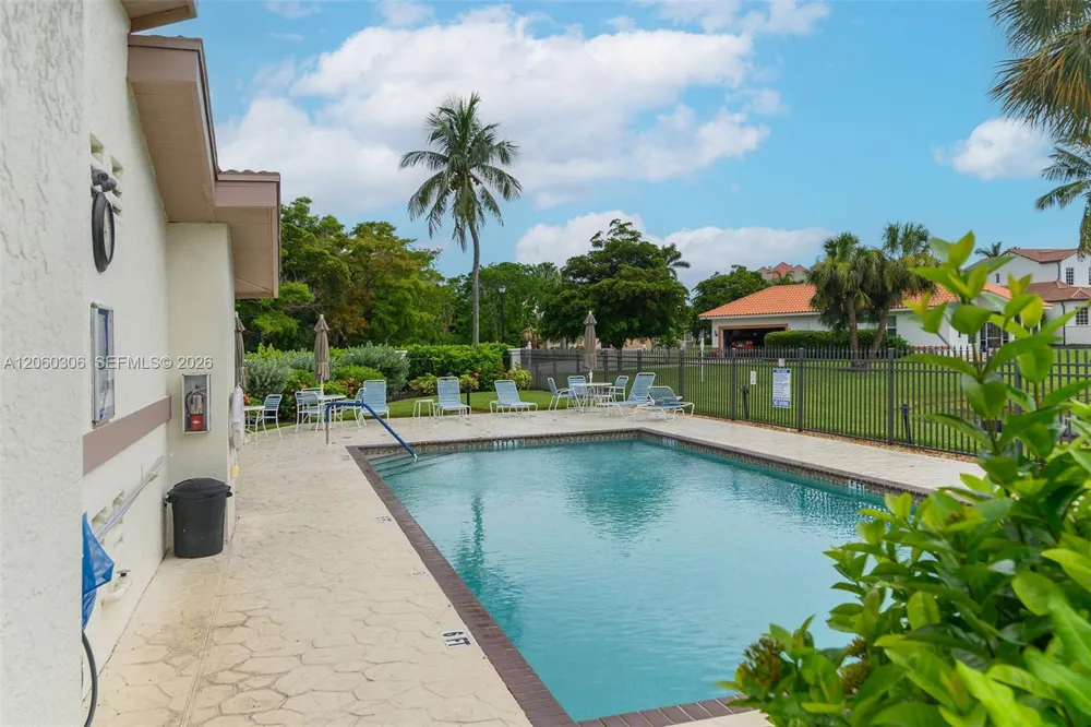 14610 Laguna Dr. Fort Myers, FL 33908