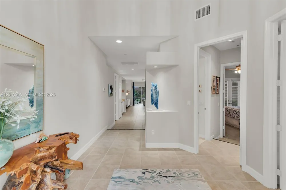 14610 Laguna Dr. Fort Myers, FL 33908