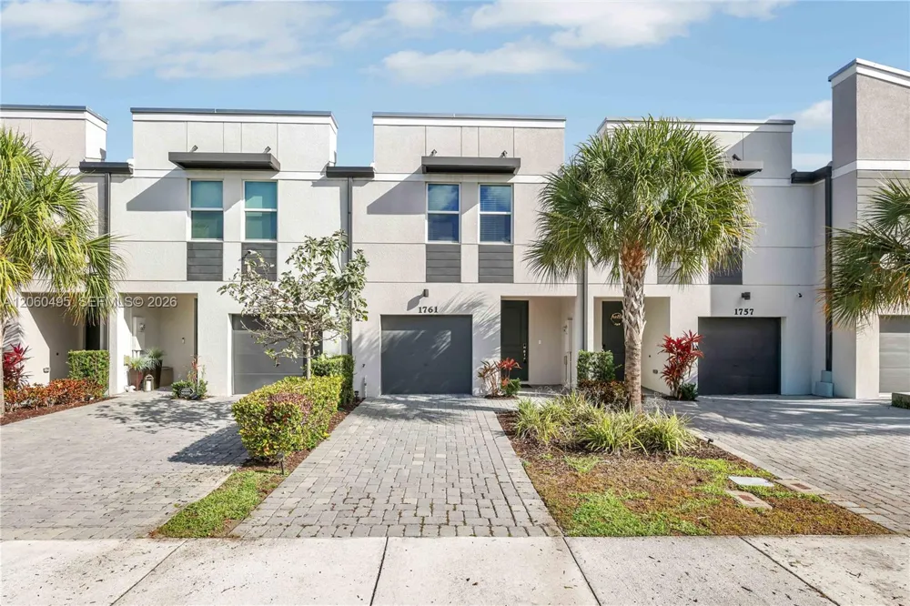 1761 Lindley St West Palm Beach, FL 33407