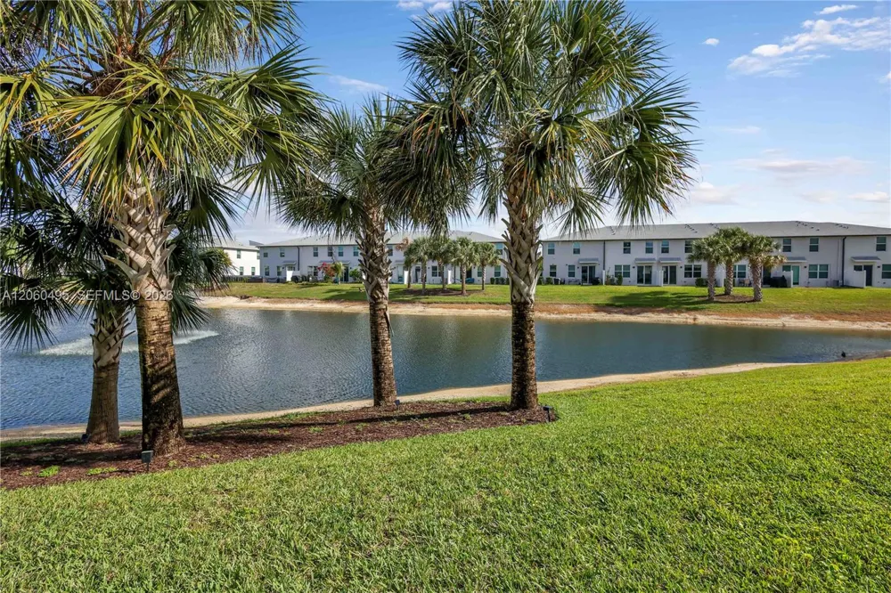 1761 Lindley St West Palm Beach, FL 33407