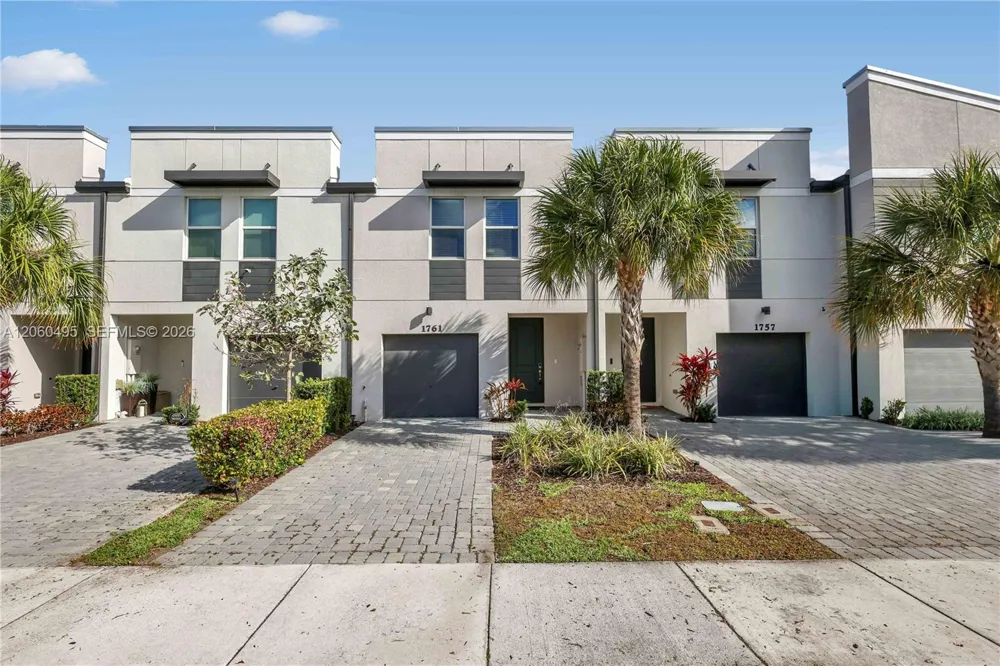 1761 Lindley St West Palm Beach, FL 33407