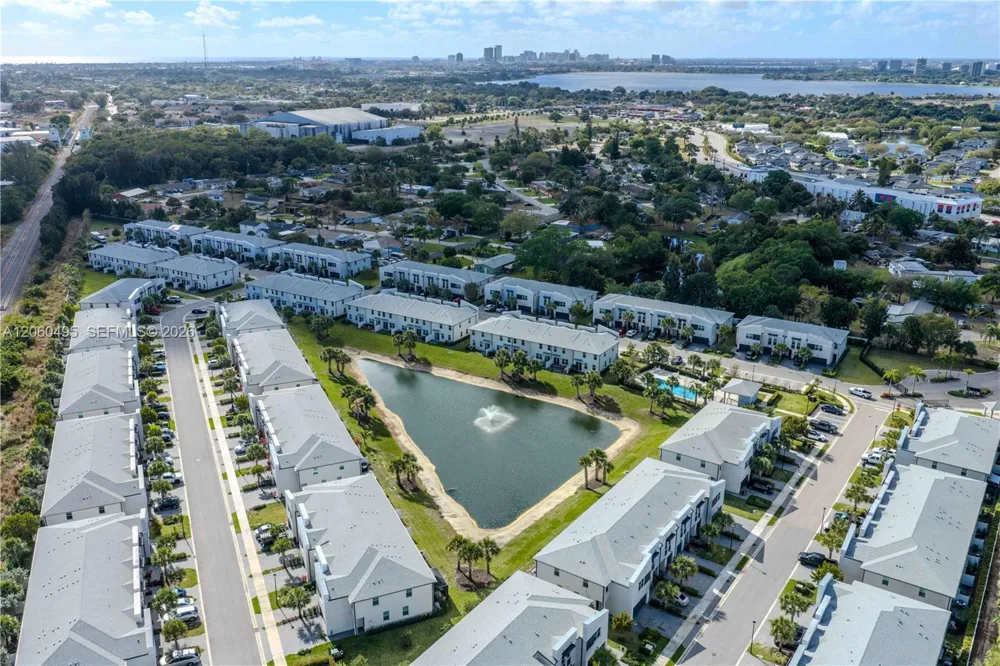 1761 Lindley St West Palm Beach, FL 33407
