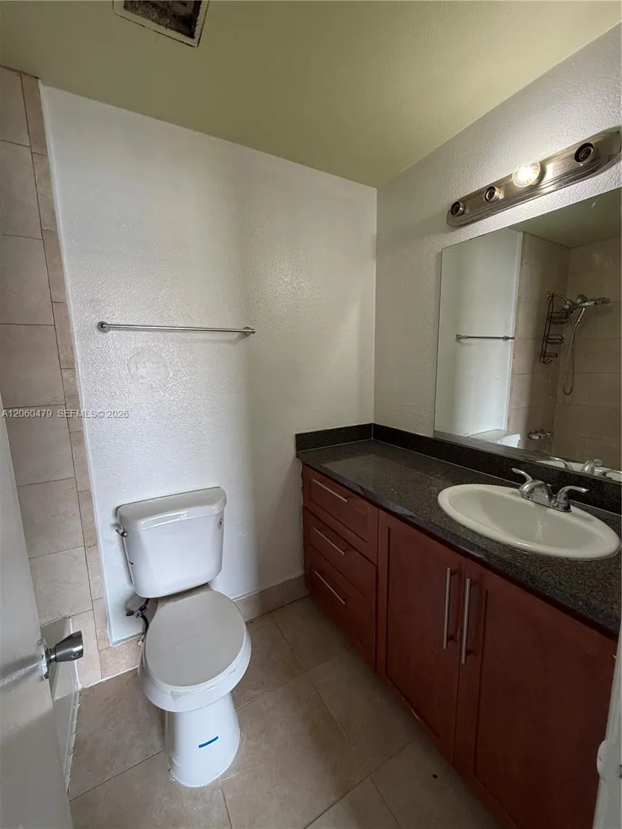 18602 NW 46th Ave #18602 Miami Gardens, FL 33055