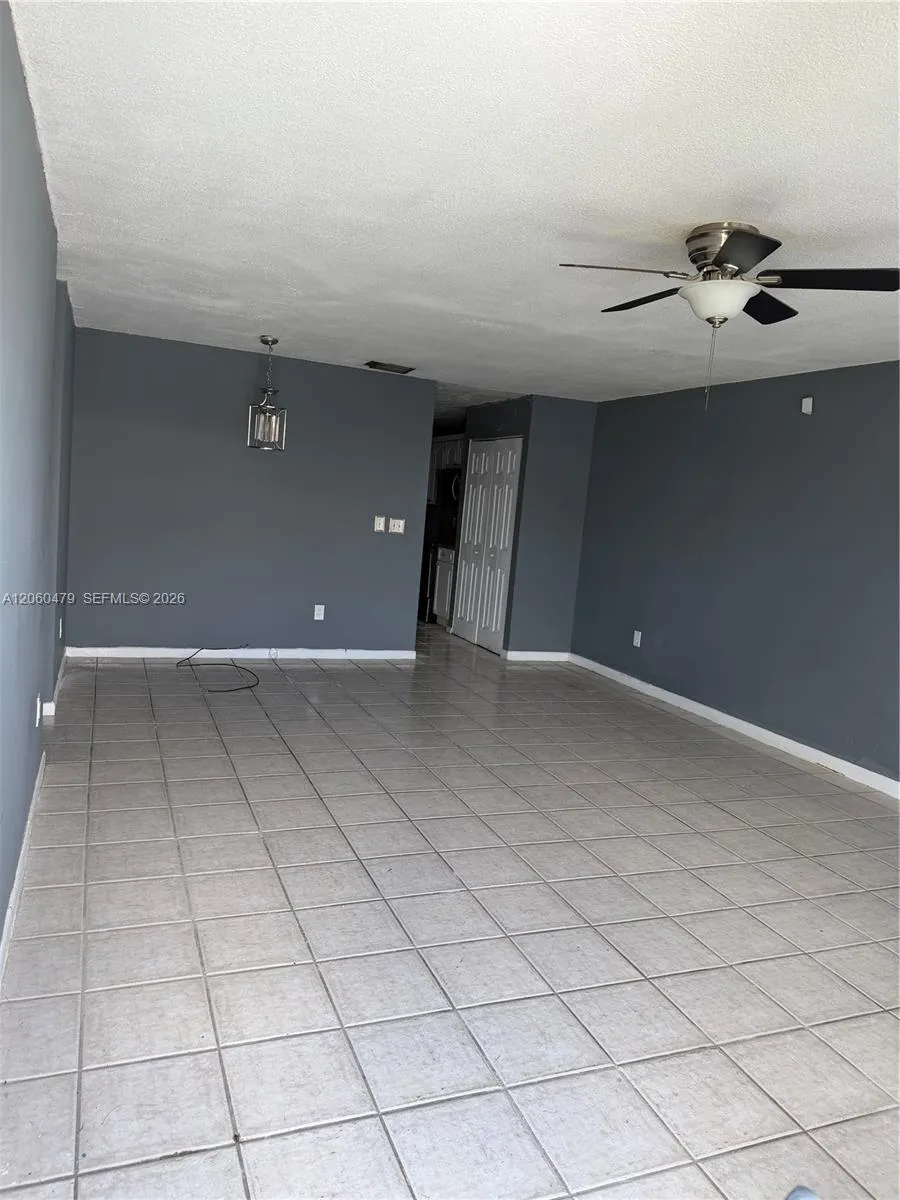 18602 NW 46th Ave #18602 Miami Gardens, FL 33055