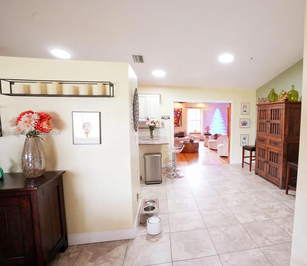 2304 SE 8th Terrace Cape Coral, FL 33990