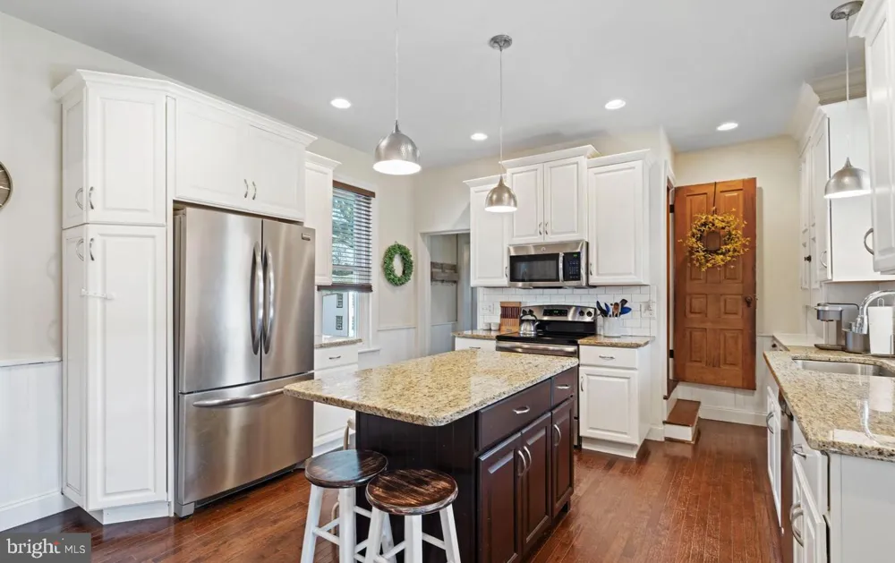 145 HOFFMANSVILLE ROAD Barto, PA 19504