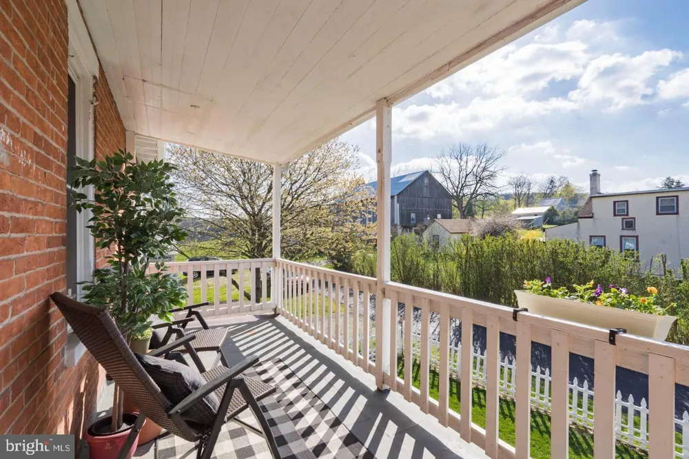 145 HOFFMANSVILLE ROAD Barto, PA 19504