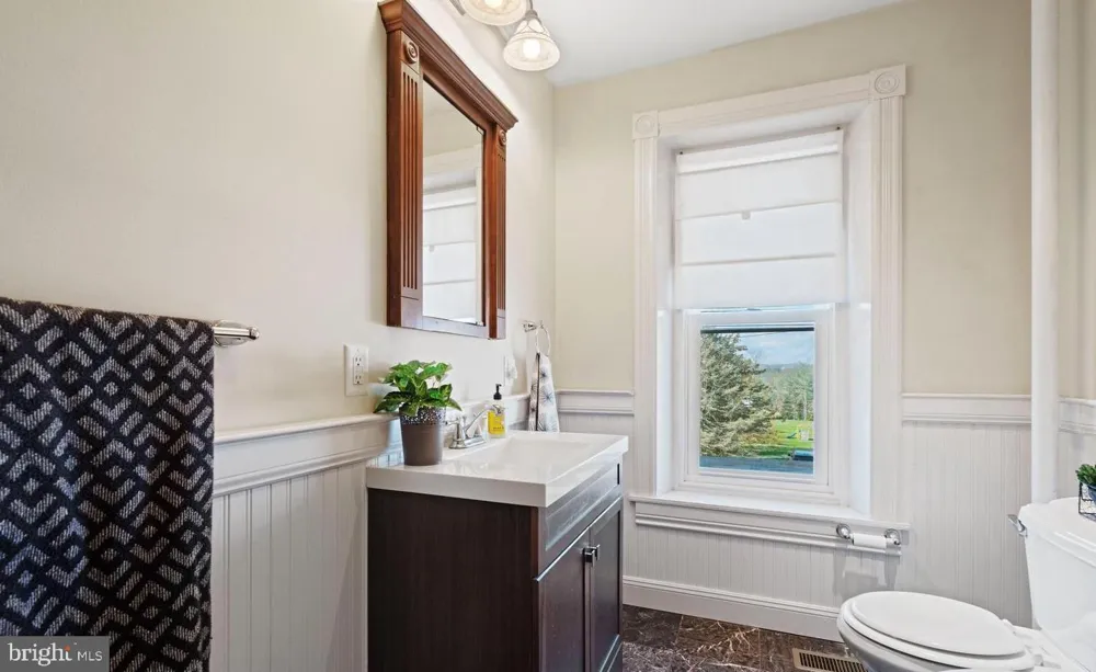 145 HOFFMANSVILLE ROAD Barto, PA 19504