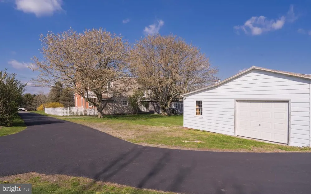 145 HOFFMANSVILLE ROAD Barto, PA 19504