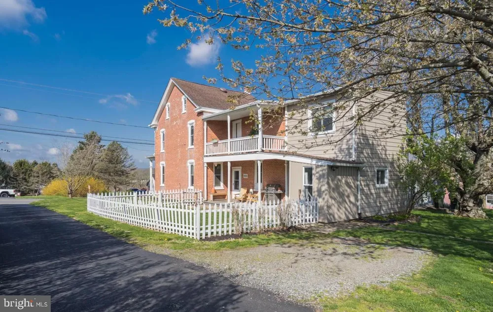 145 HOFFMANSVILLE ROAD Barto, PA 19504