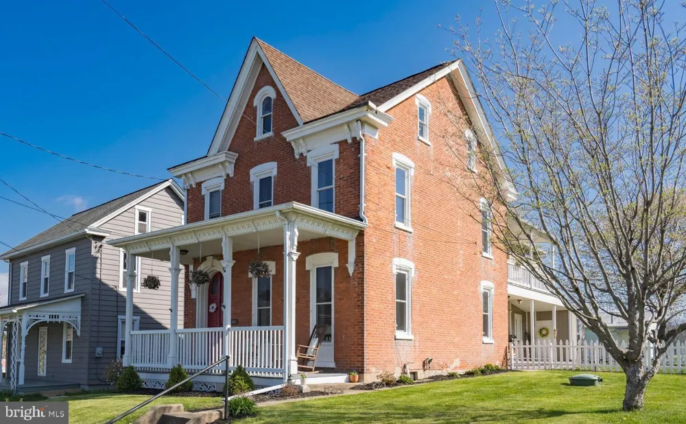 145 HOFFMANSVILLE ROAD Barto, PA 19504