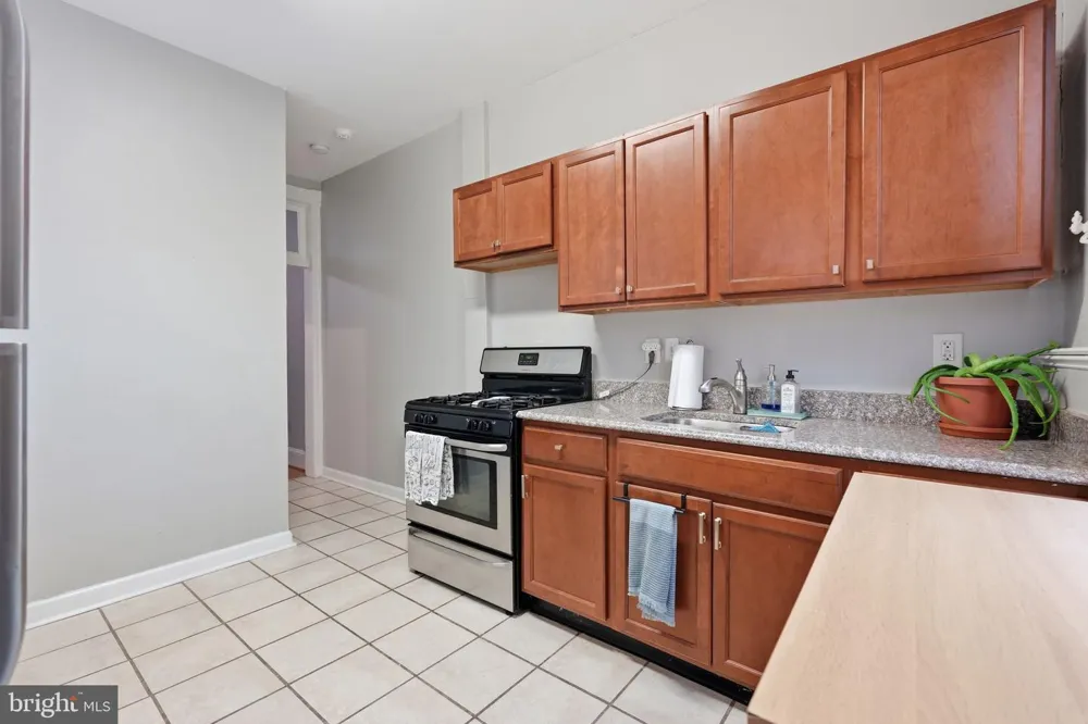 830 WASHINGTON STREET Baltimore, MD 21205