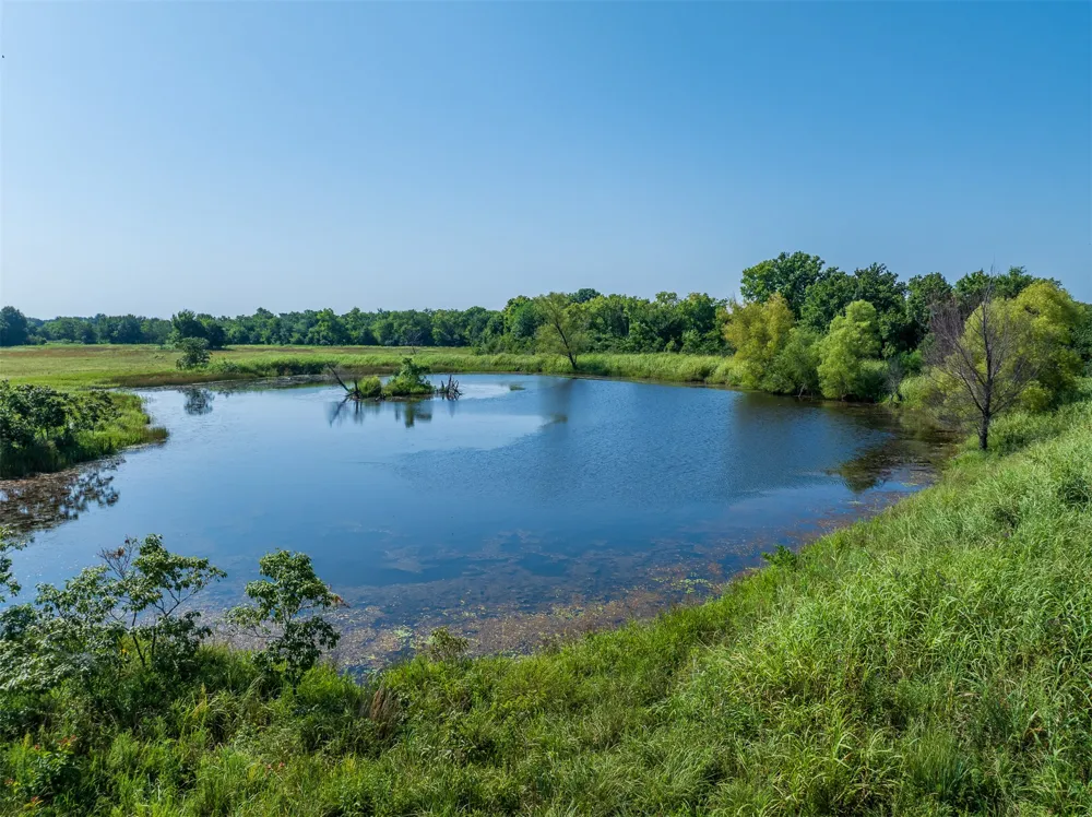 2 320 ROAD Morris, OK 74445