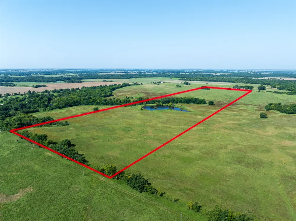 2 320 ROAD Morris, OK 74445