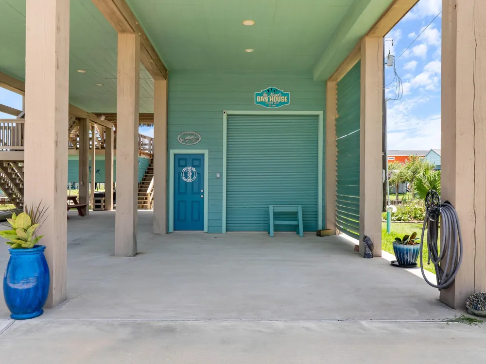 1301 County Road 209 Sargent, TX 77414