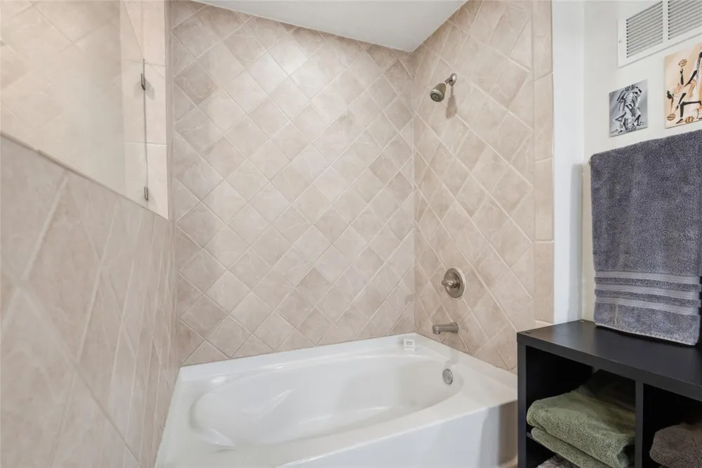 2400 FEATHER SOUND DRIVE #313 Clearwater, FL 33762