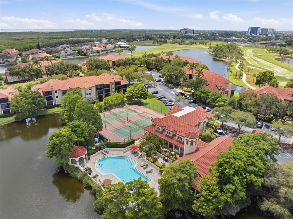 2400 FEATHER SOUND DRIVE #313 Clearwater, FL 33762