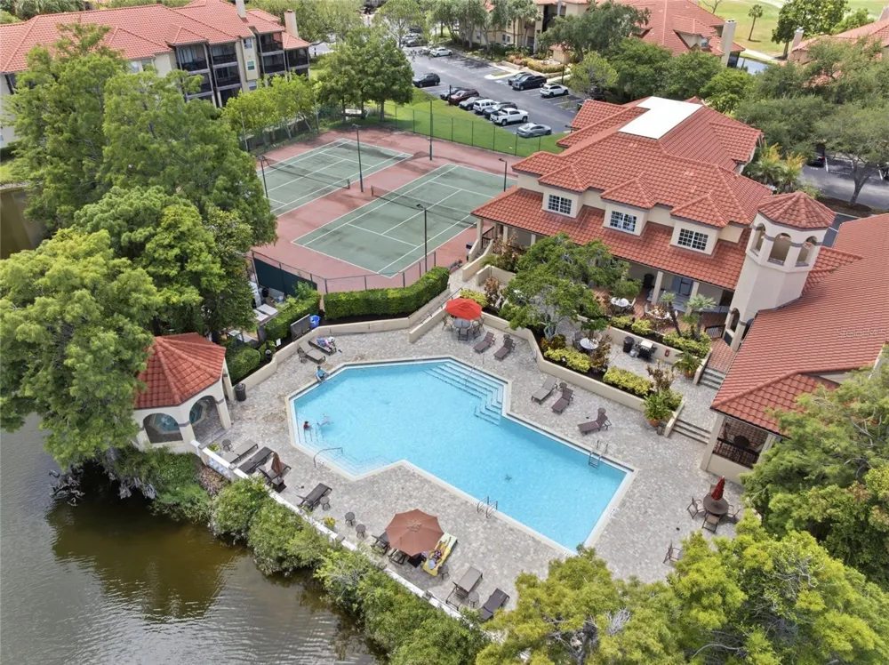 2400 FEATHER SOUND DRIVE #313 Clearwater, FL 33762