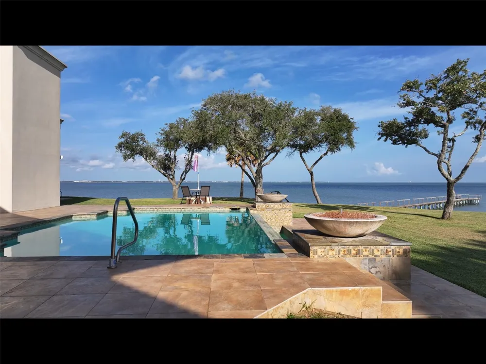 45 Jefferson Avenue Port Lavaca, TX 77979