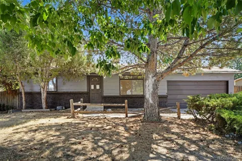 3034 S Laredo Circle