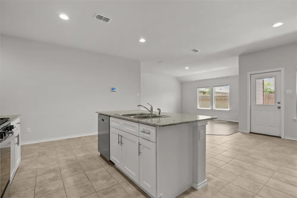 549 Bronze Circle Springtown, TX 76082