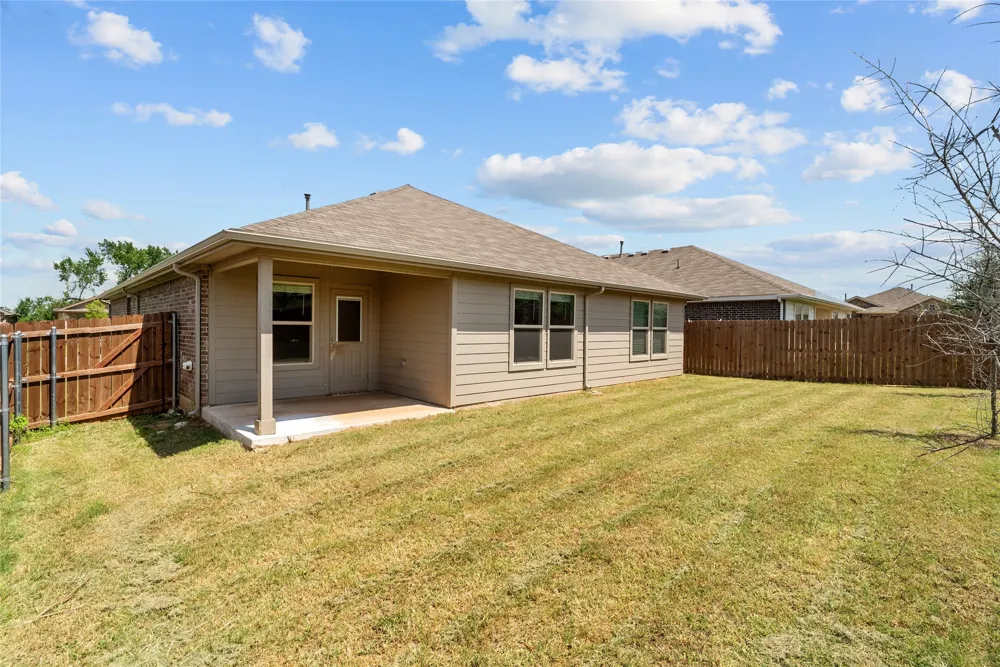 549 Bronze Circle Springtown, TX 76082