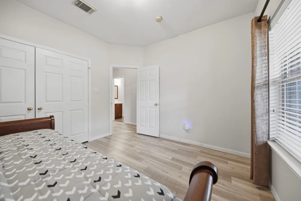 1409 Ward Bend Street Sealy, TX 77474