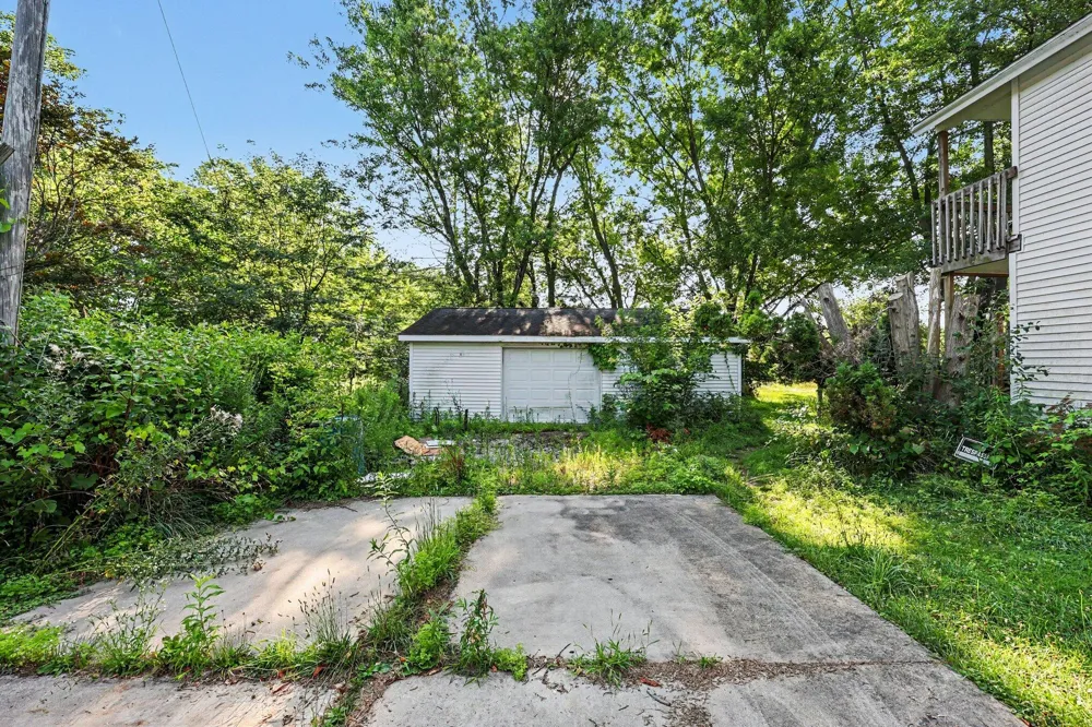 4325 Moscow Road Spring Arbor, MI 49283