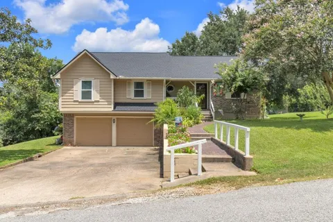 70 Valley Drive