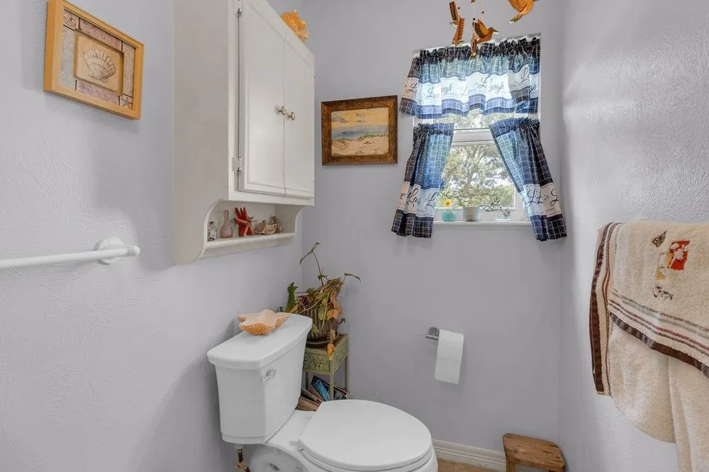 70 Valley Drive Coldspring, TX 77331
